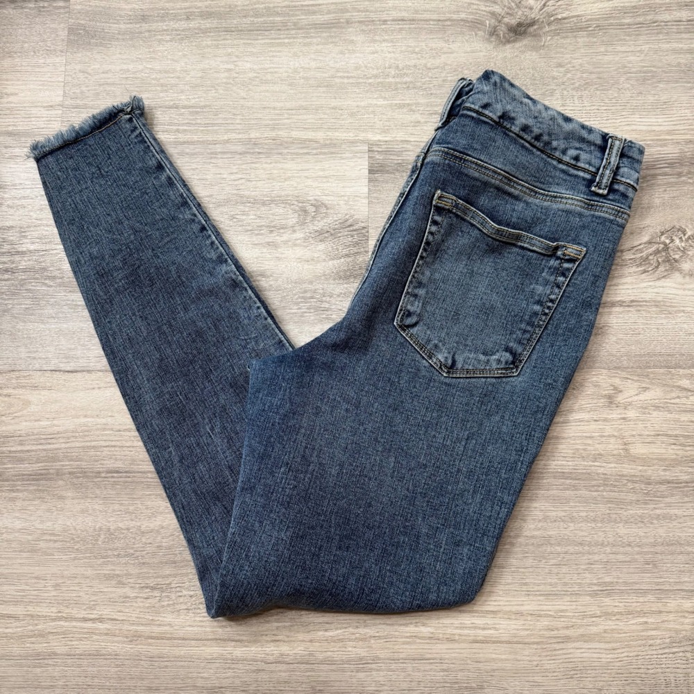 M Jeans by‎ Maurice Jeans Women's Blue Button Fly Frayed Hem Skinny Jeans Size M